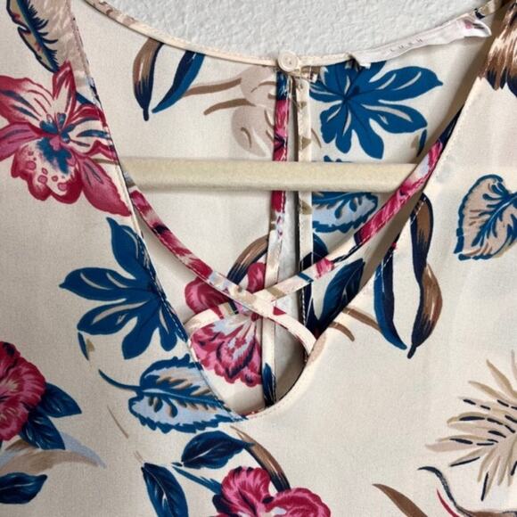 Lush Nordstrom Flowy Feminine Long Sleeve Criss Cross Floral Top Sz XS - Picture 5 of 11